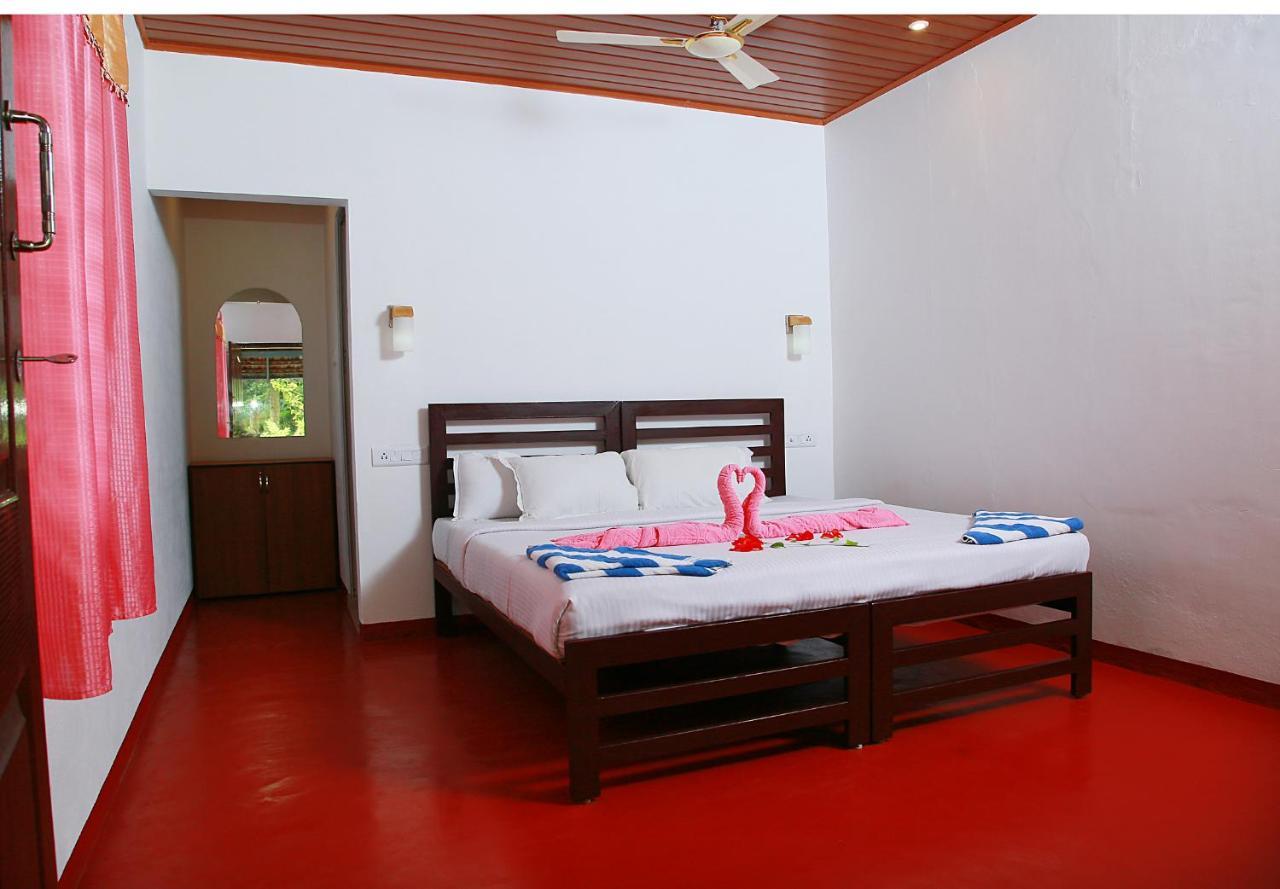 Marari Adonis Beach Villa Mararikulam Exterior foto